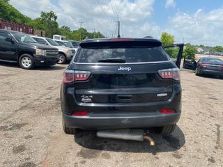 2018 Jeep Compass Latitude 4x4 - Exterior Rear Center Image